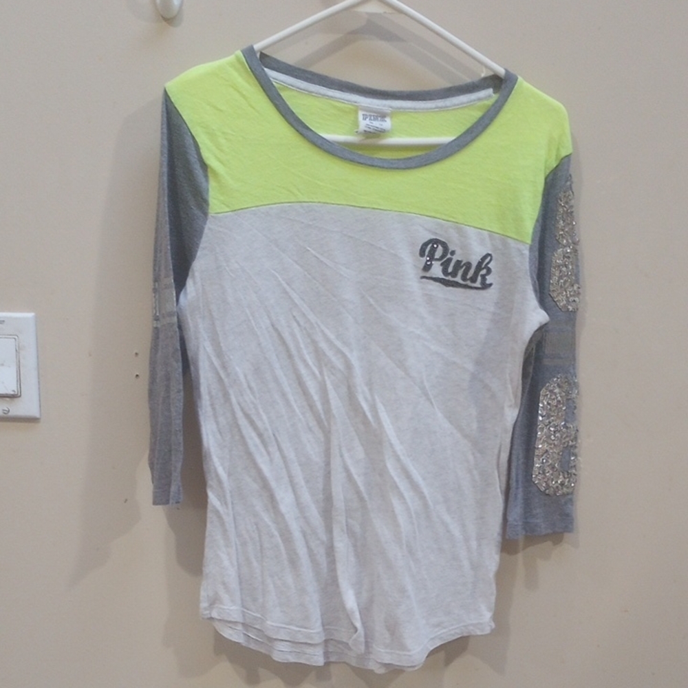 PINK Victoria's Secret Long Sleeve Tee Gray and Yellow
